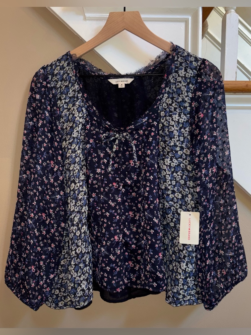 Lucky Brand Women’s New Floral Patchwork Peasant Top size Medium NWT